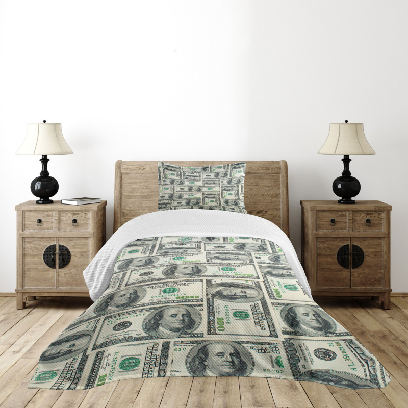 Bills with Ben Franklin Bedspread Set