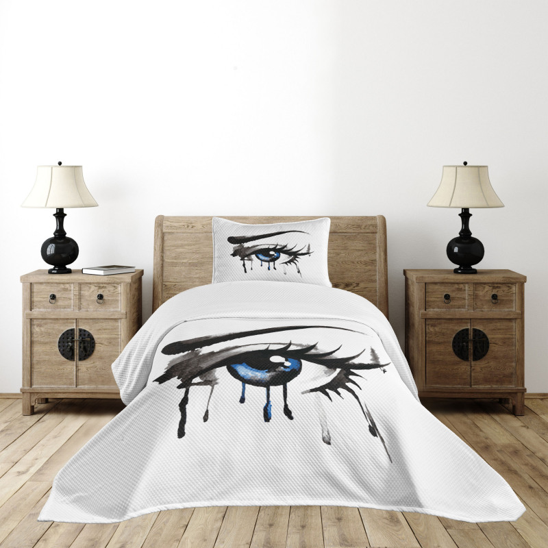 Dramatic Look of a Woman Bedspread Set