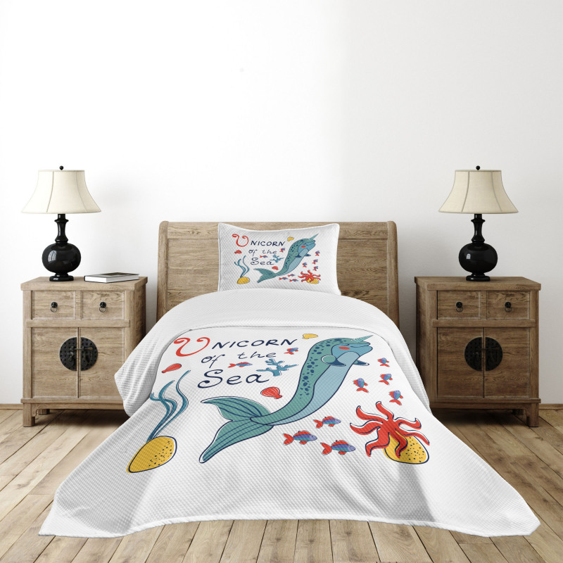 Colorful Swimming Whale Bedspread Set