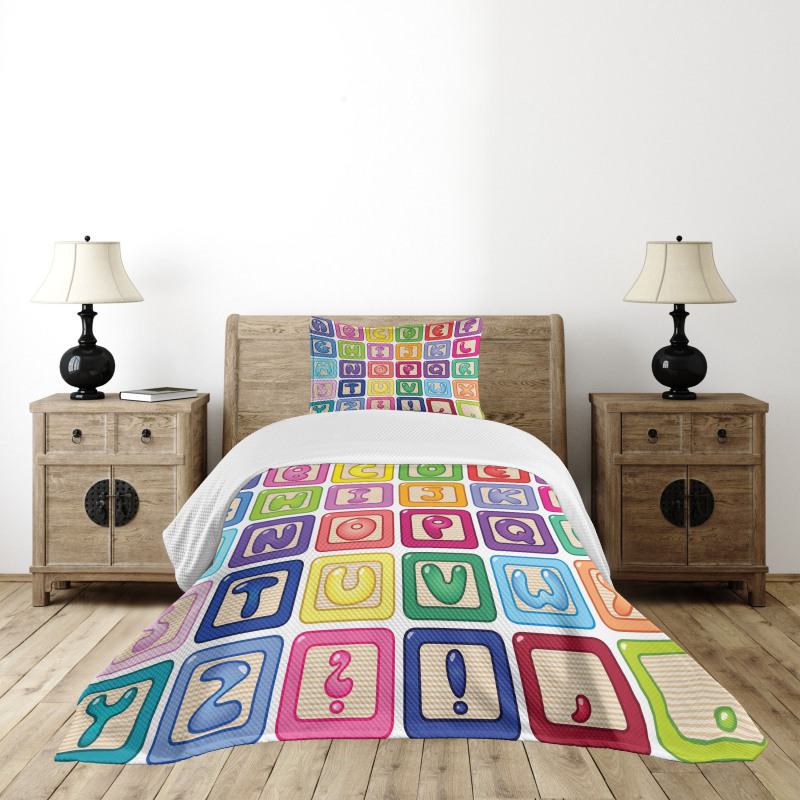 English Alphabet Bedspread Set