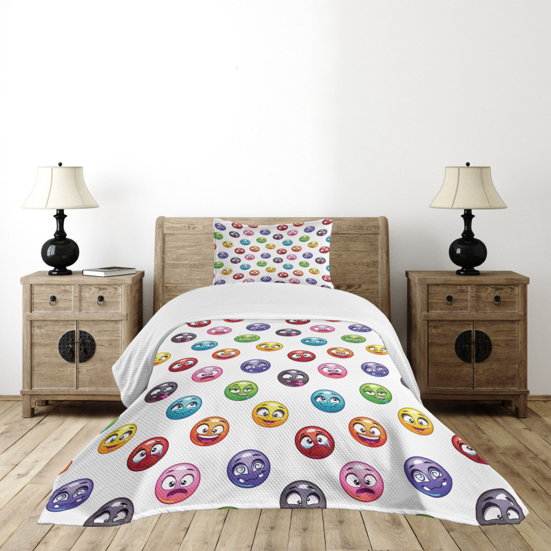 Different Cartoon Faces Bedspread Set