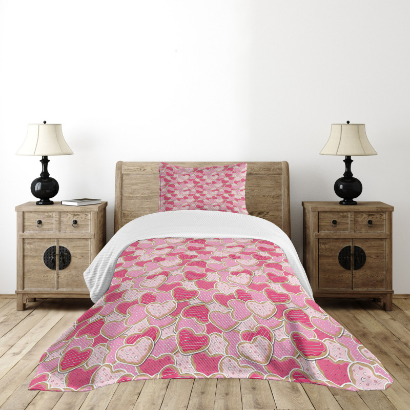 Heart Shapes Cookies Bedspread Set