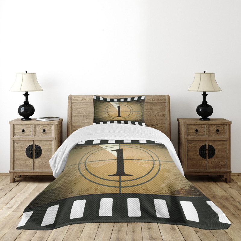 Grunge Countdown Bedspread Set