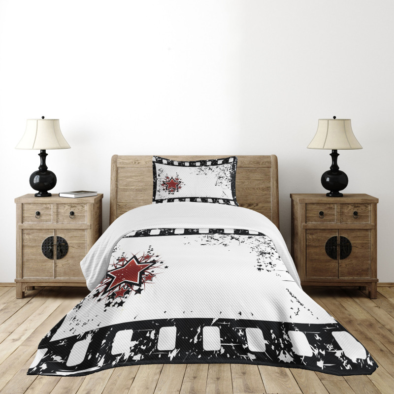 Grunge Strip Star Bedspread Set