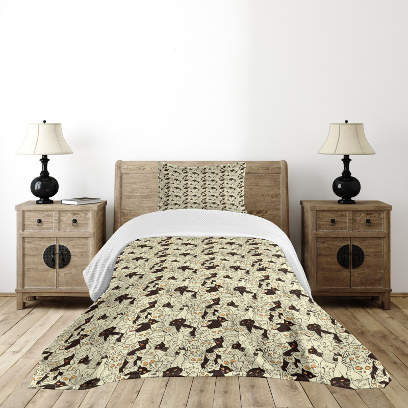 Sketch Style Kitten Design Bedspread Set