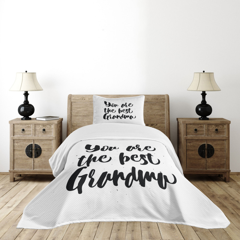 Black and White Words Bedspread Set