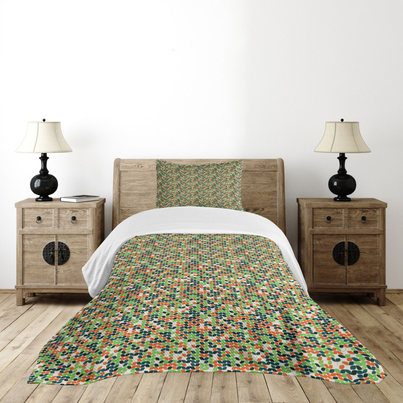 Silhouette Motif Abstract Bedspread Set