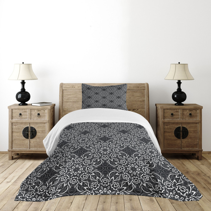 Leaf Composition Bedspread Set