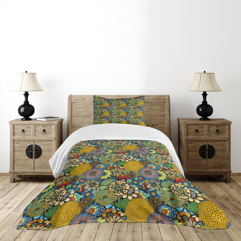 Whimsical Florist Doodle Bedspread Set