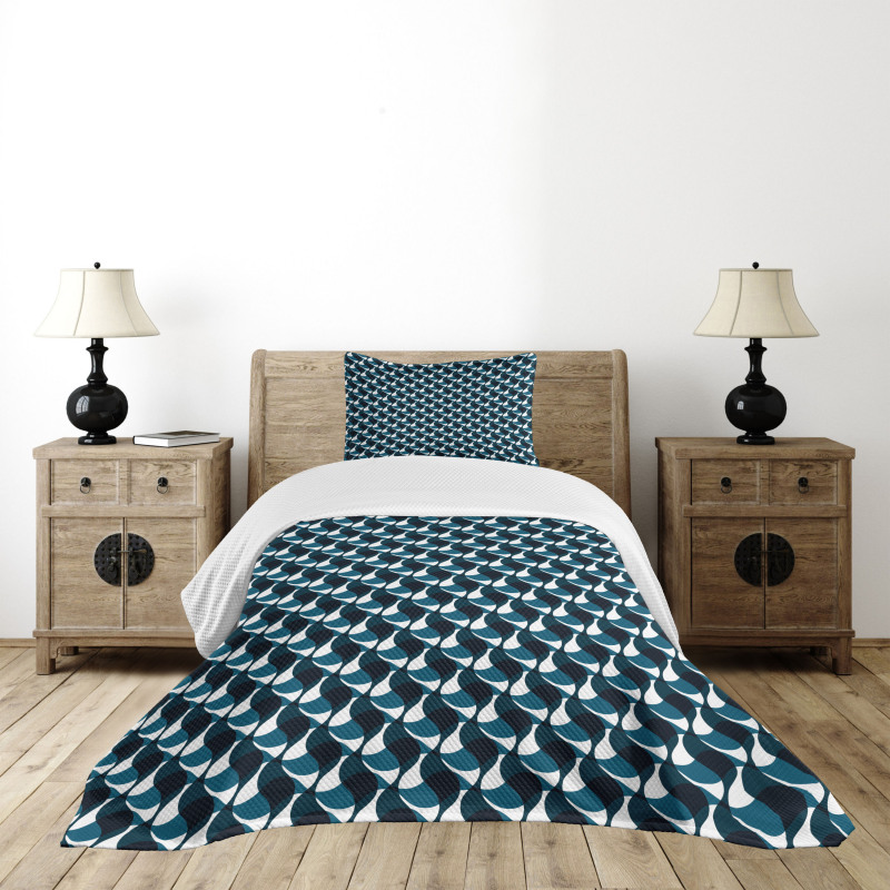 Wavy Stripes Pattern Bedspread Set