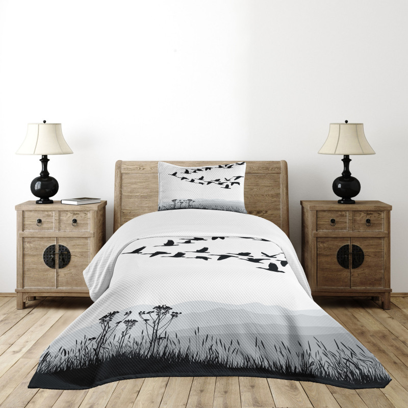 Flying Geese Pattern Bedspread Set