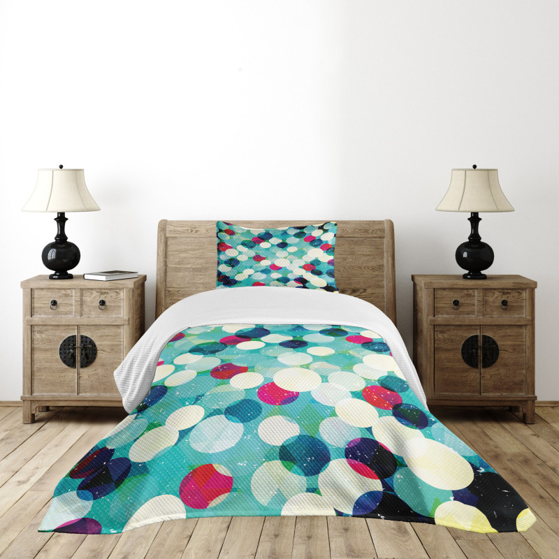 Worn out Retro Rhombus Bedspread Set