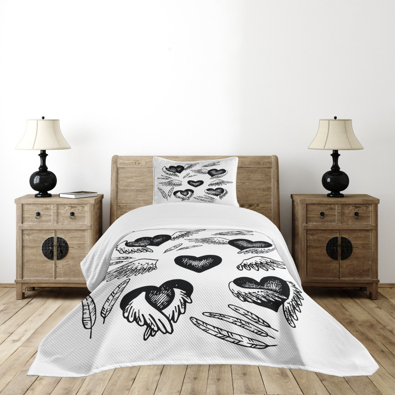 Romantic Hearts Wings Bedspread Set