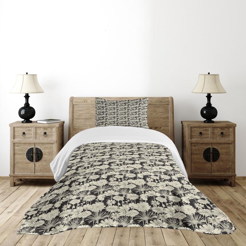 Monochrome Spring Growth Bedspread Set