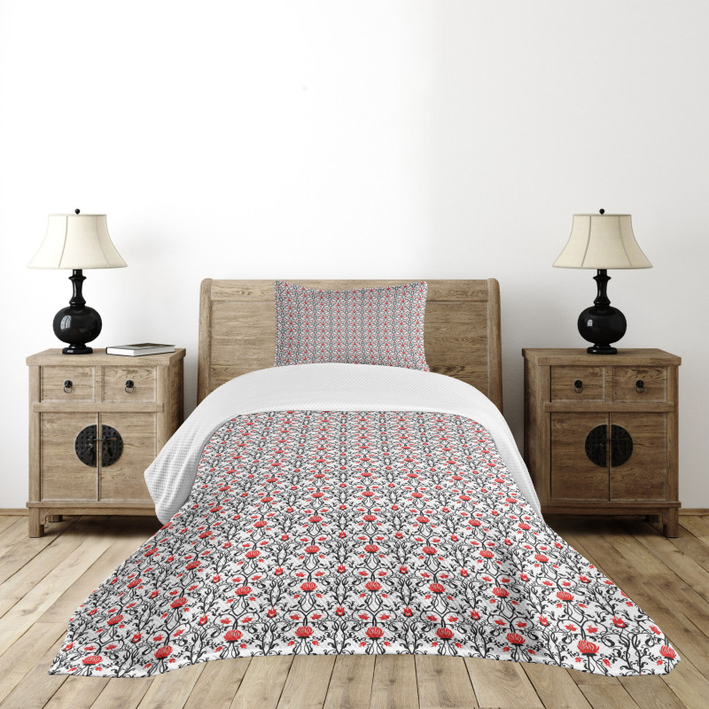 Rococo Tulip Bloom Bedspread Set