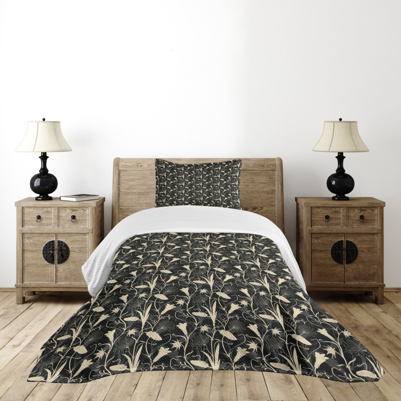 Mother Nature Blossoms Bedspread Set