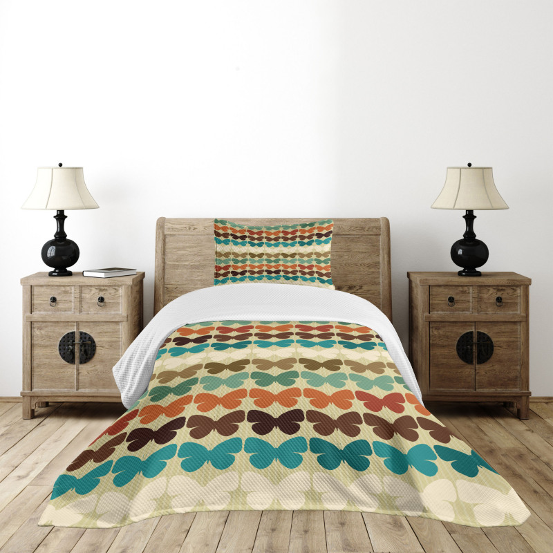 Retro Silhouettes Bedspread Set