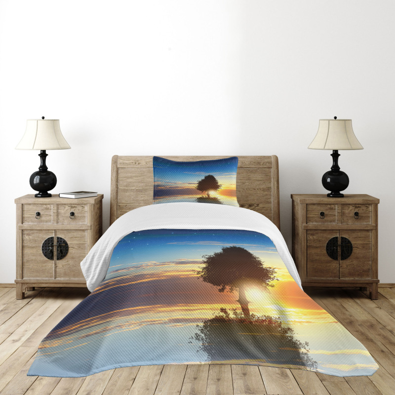 Tree Silhouette Farm Bedspread Set