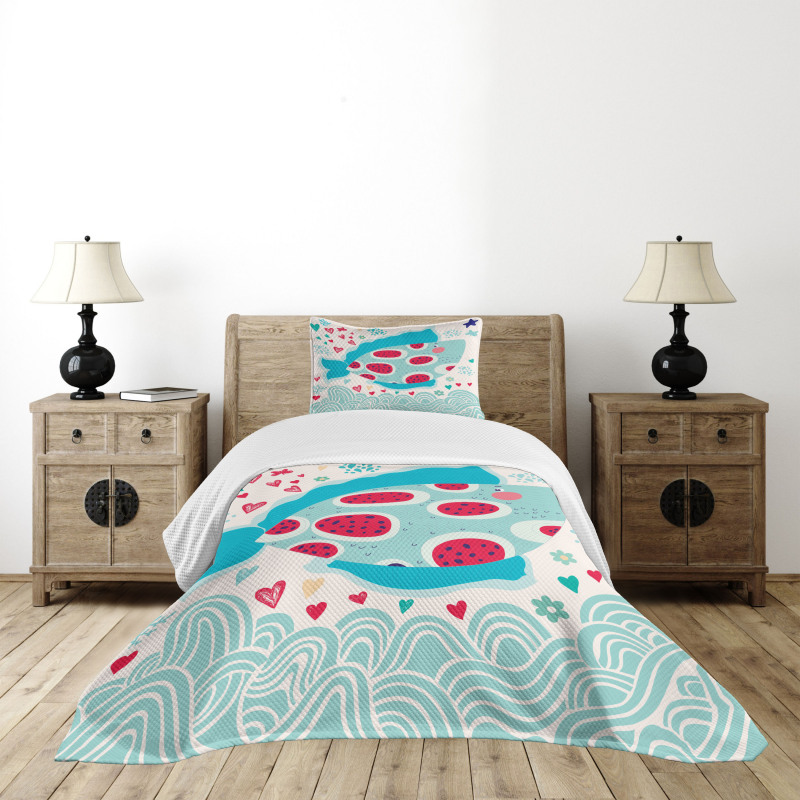 Hearts Flowers and Fish Bedspread Set
