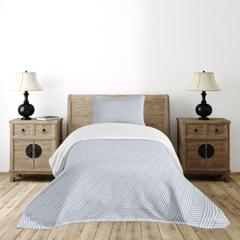 Diagonal Lines Pattern Bedspread Set