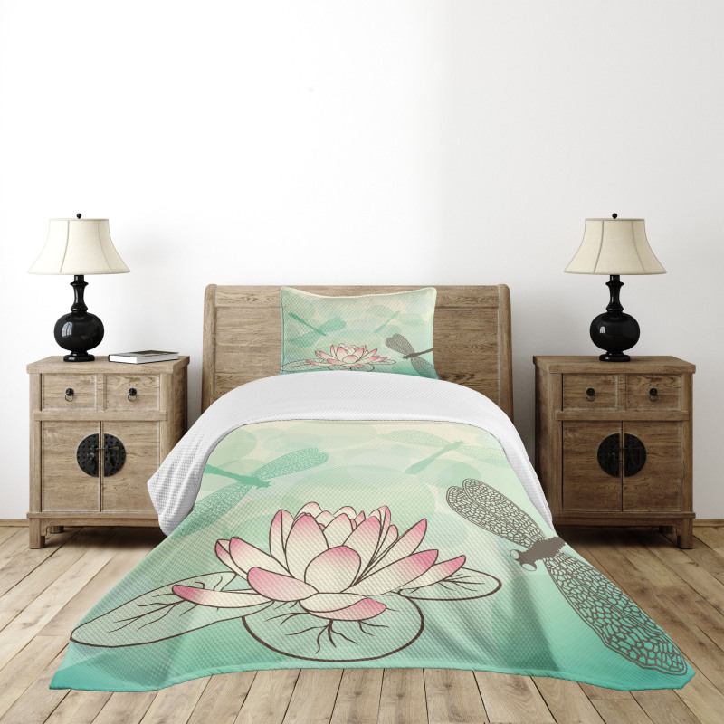 Exotic Lily Dragonflies Bedspread Set