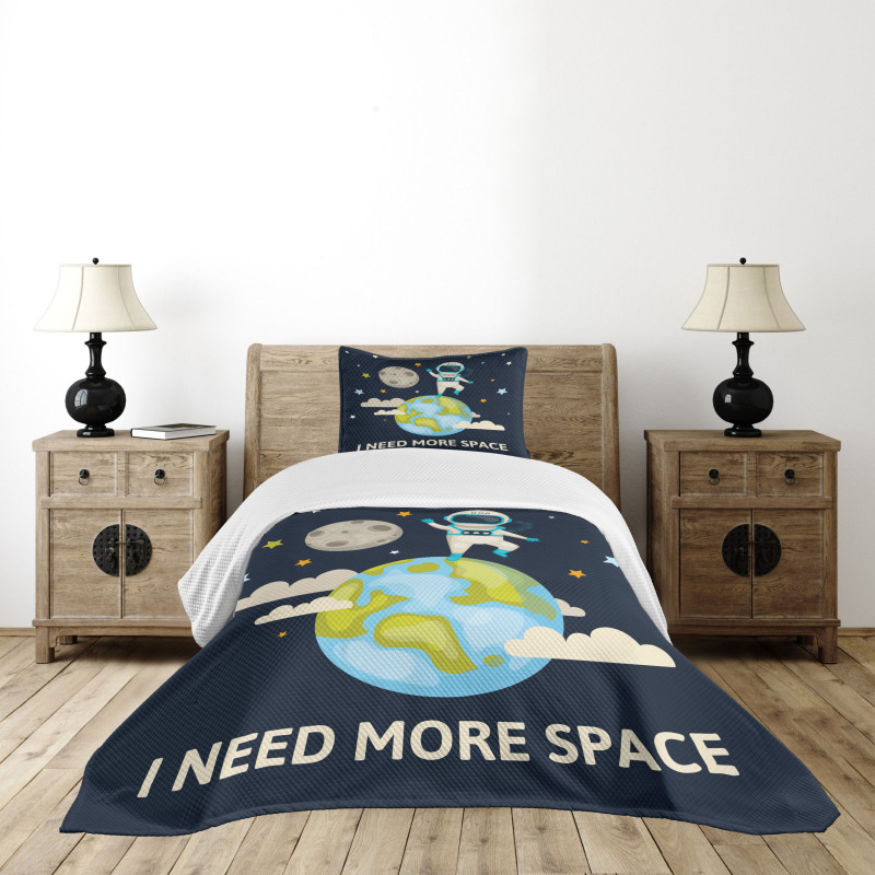 Spaceman Planet Earth Bedspread Set
