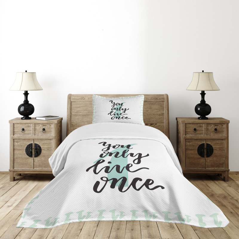 Hand Lettering Calligraphy Bedspread Set