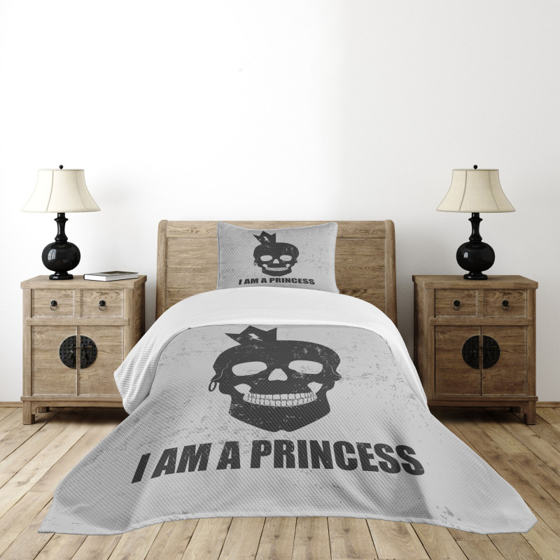 Skull in Crown Bedspread Set