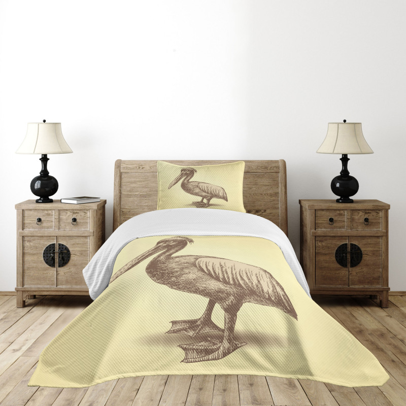 Sketchy Pelican Bedspread Set
