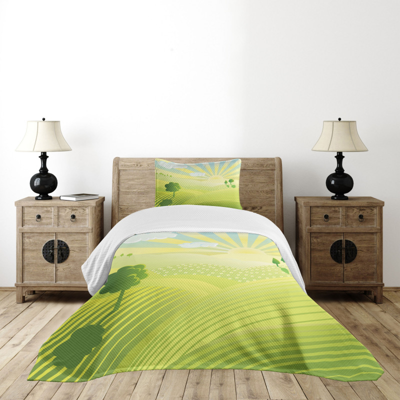 Sunshine Lightens Hills Bedspread Set