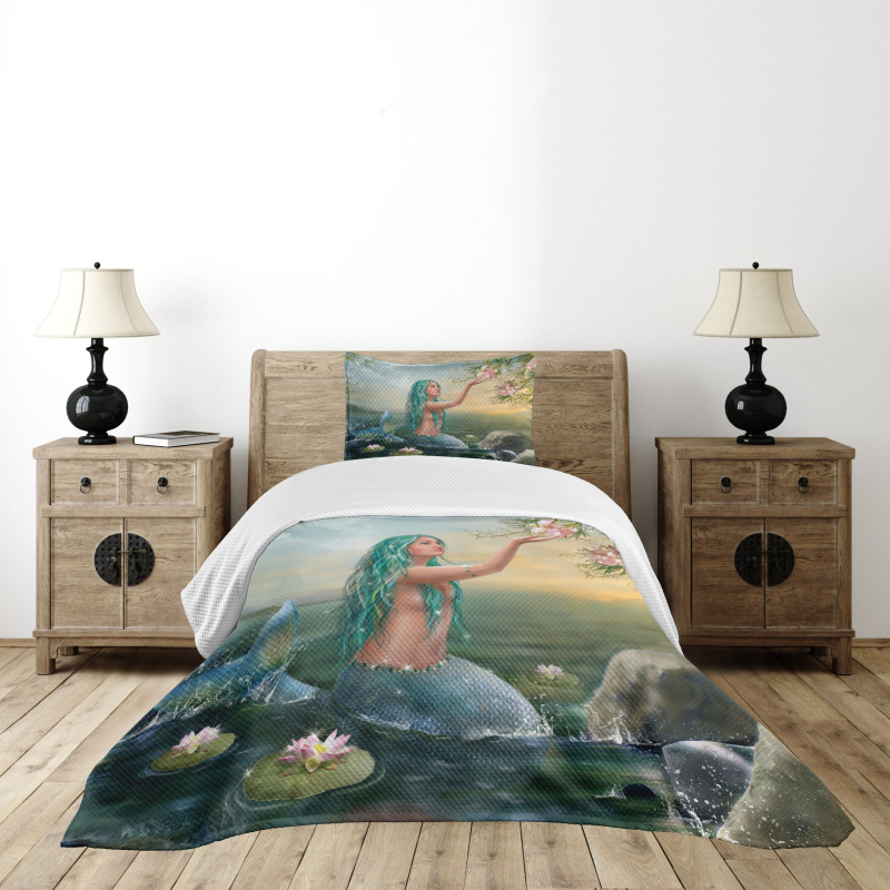 Mermaid and Magnolias Bedspread Set