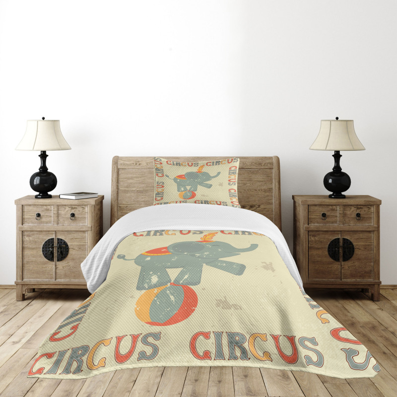 Retro Print Elephant Bedspread Set