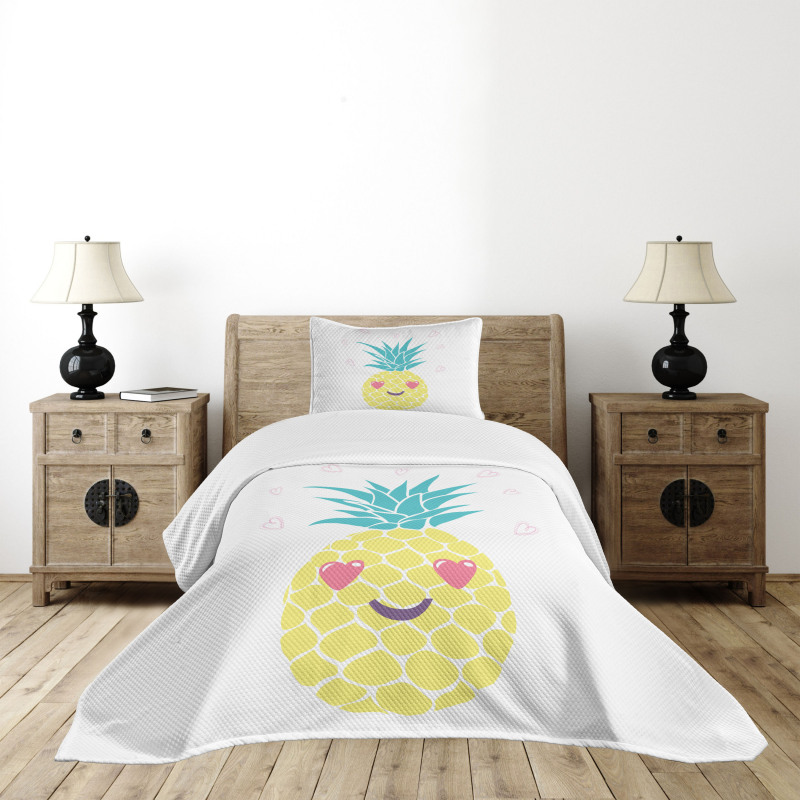 Heart Eyes Pineapple Bedspread Set