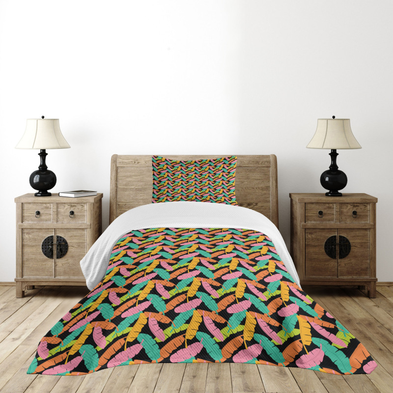 Colorful Banana Leaves Bedspread Set