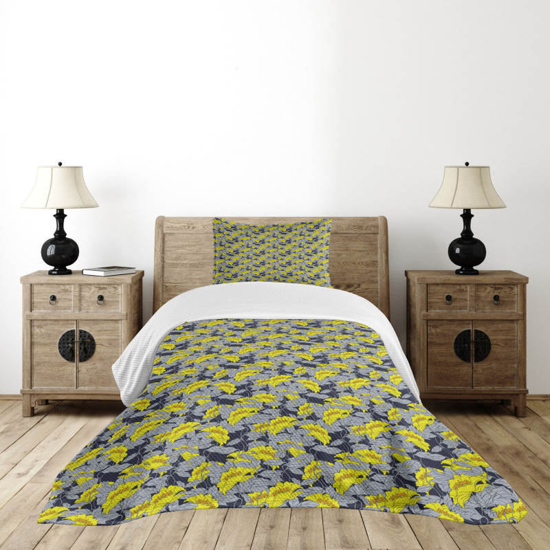 Classical Floral Design Bedspread Set