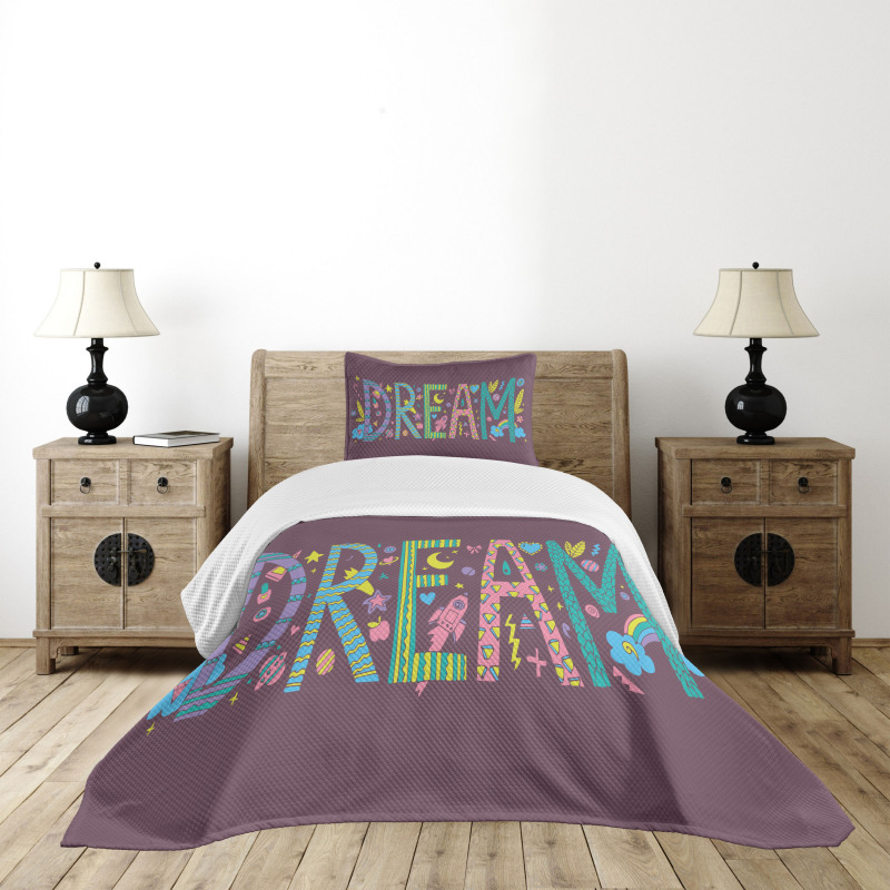 Doodle Art Dream Word Bedspread Set