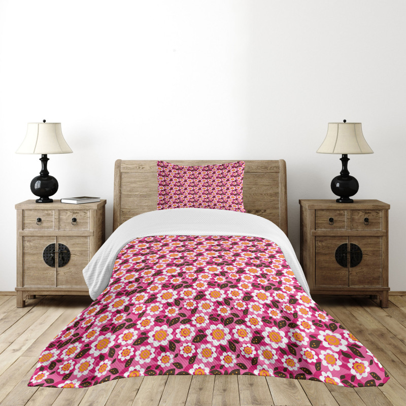 Flourishing Daisies Bedspread Set