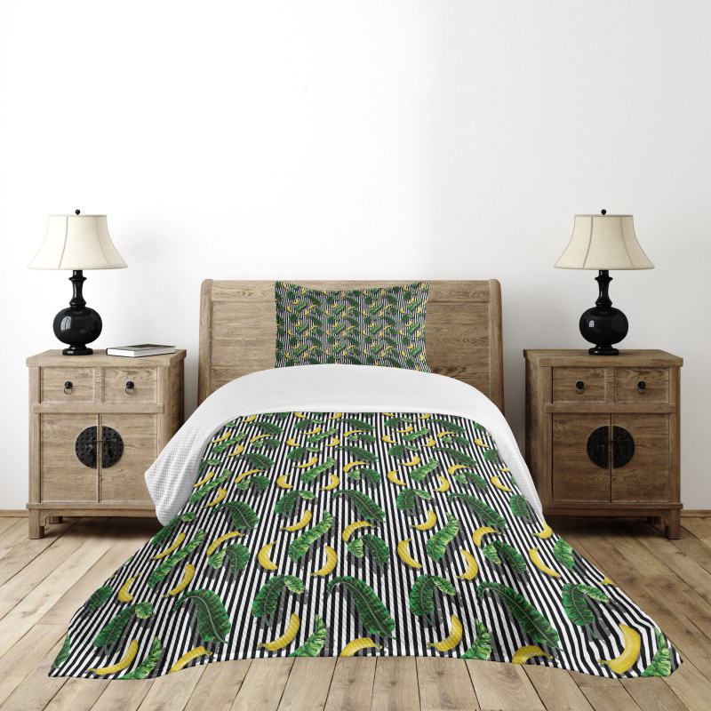 Yummy Banana and Leaves Bedspread Set