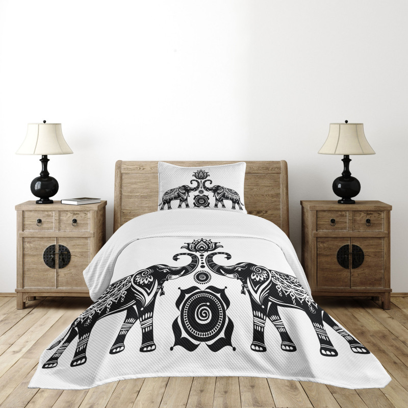 Elephants and Lotus Bedspread Set
