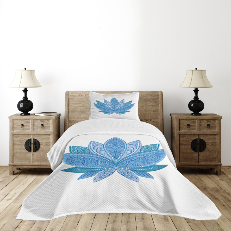 Oriental Lotus Petals Bedspread Set