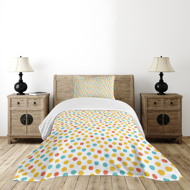 Colorful Dot Pattern Bedspread Set