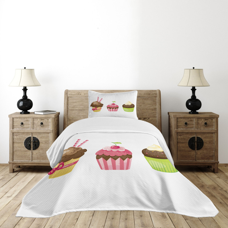 Puffy Party Cupcakes Bedspread Set