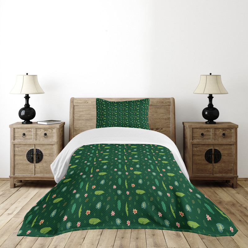 Bird of Paradise Leaves Bedspread Set