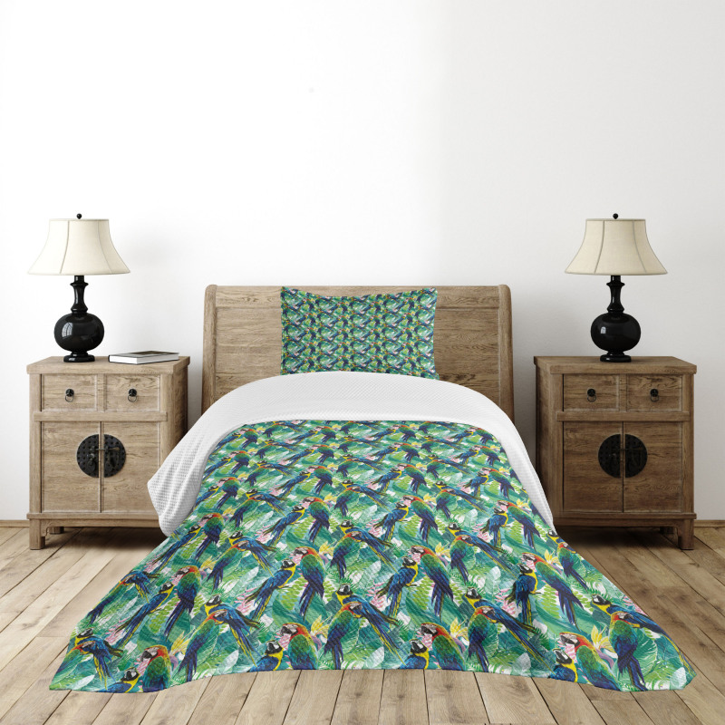 Scarlet Macaw Parrots Bedspread Set