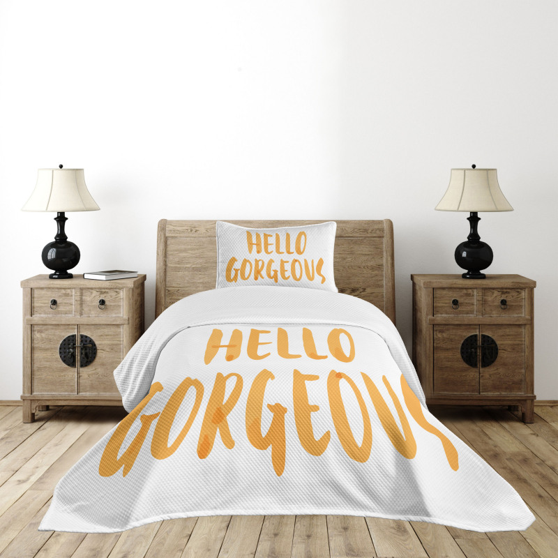 Font Bedspread Set