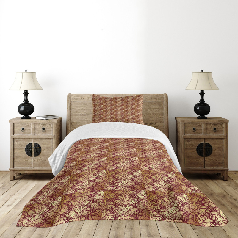 Curvy Leaves Bedspread Set