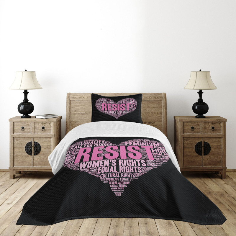 Heart Shape Phrase Bedspread Set