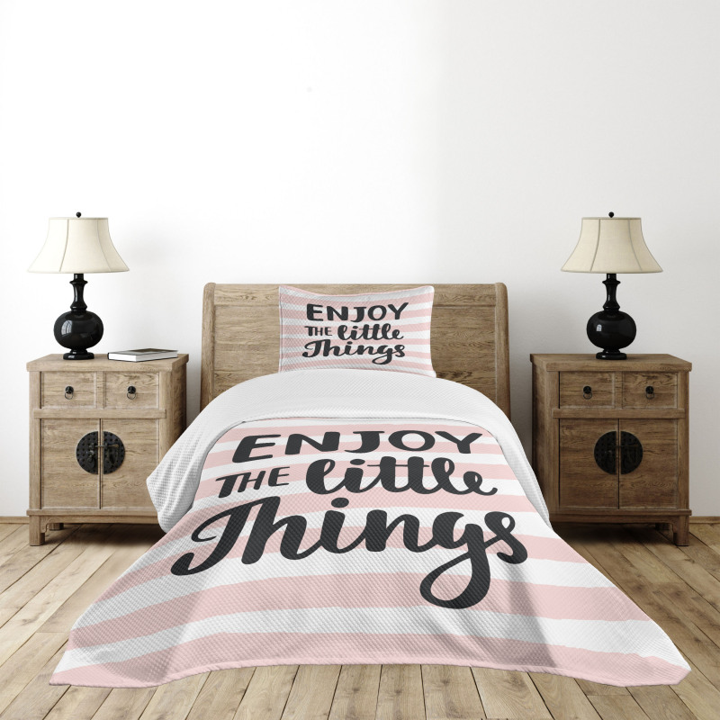 Hand Drawn Calligraphy Bedspread Set