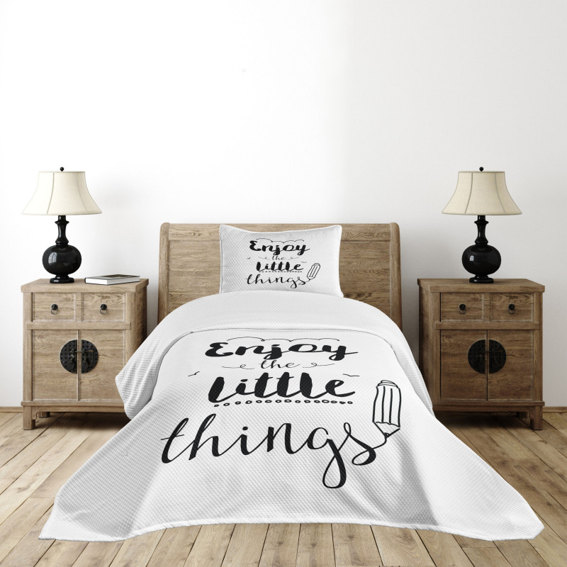 Words of Wisdom Phrase Bedspread Set