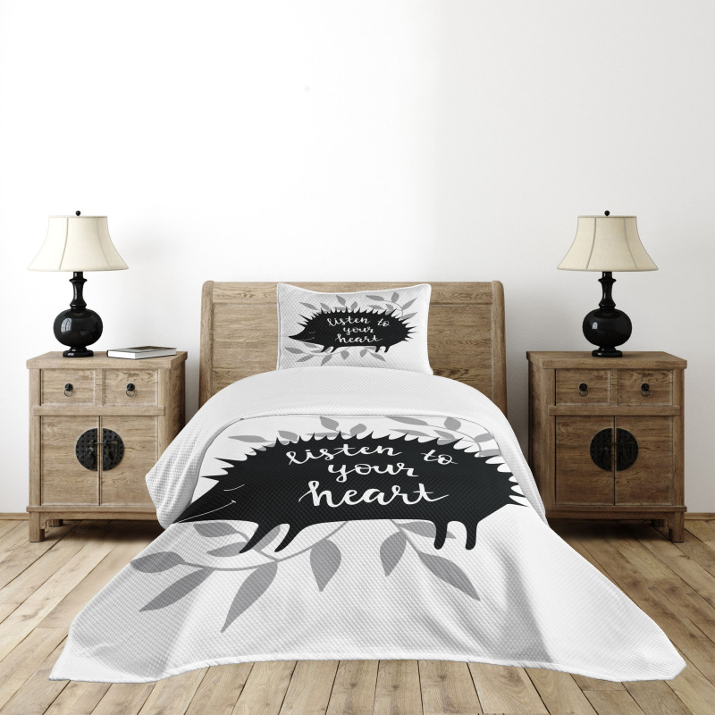 Silhouettes of Porcupine Bedspread Set